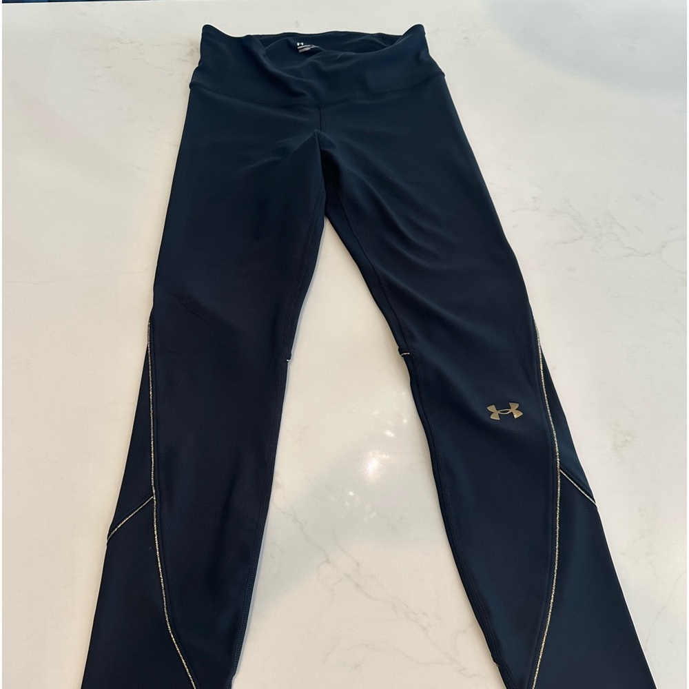 Womens, Under, Armour compression leggings size medium.